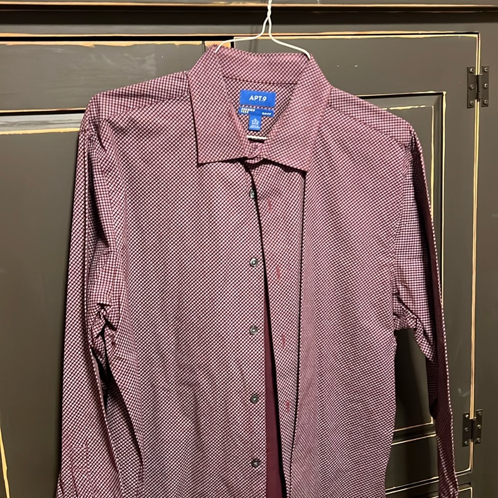 Apartment nine, slim fit, maroon collared shirt